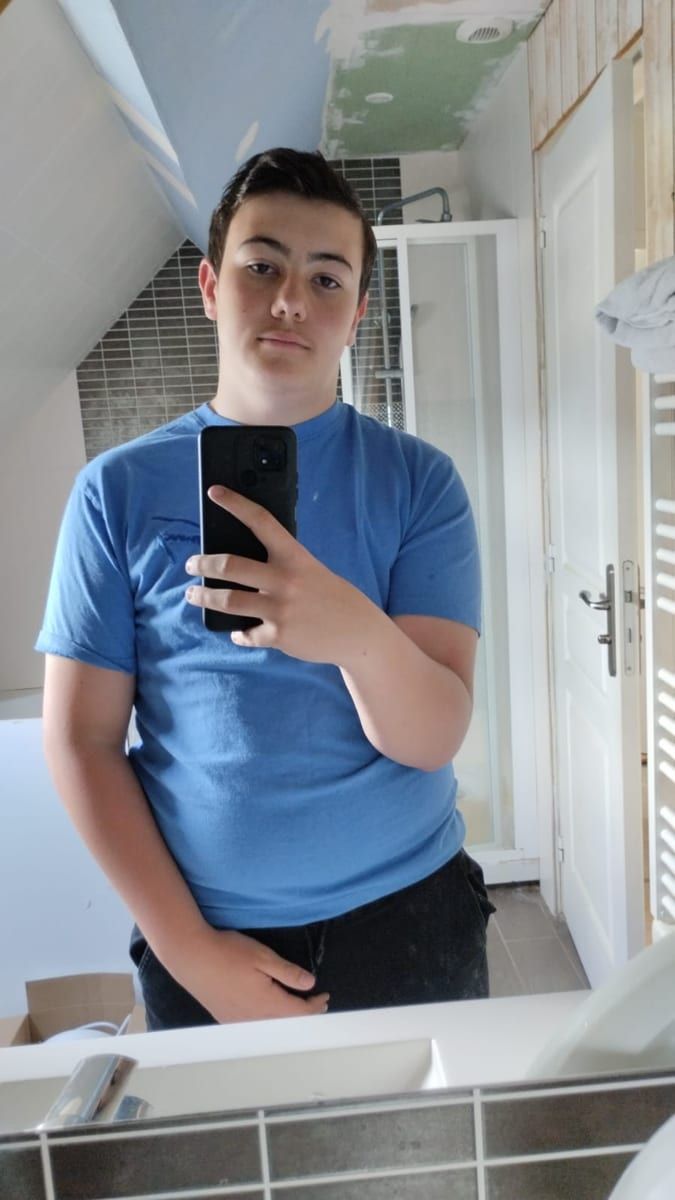 Profil de Waris, 24 ans, Gay mec à Evilard (Berne)