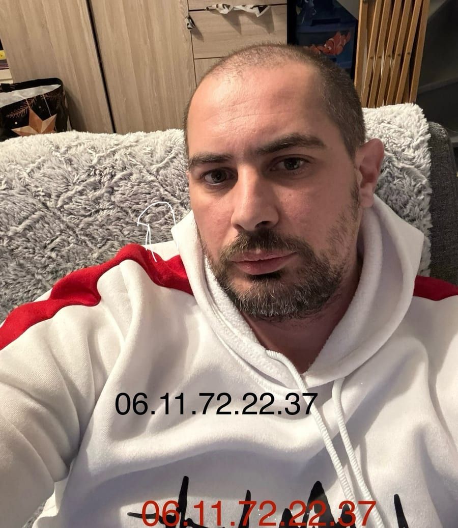 Profil de Douga, 42 ans, Gay mec à Camuns (Grisons)