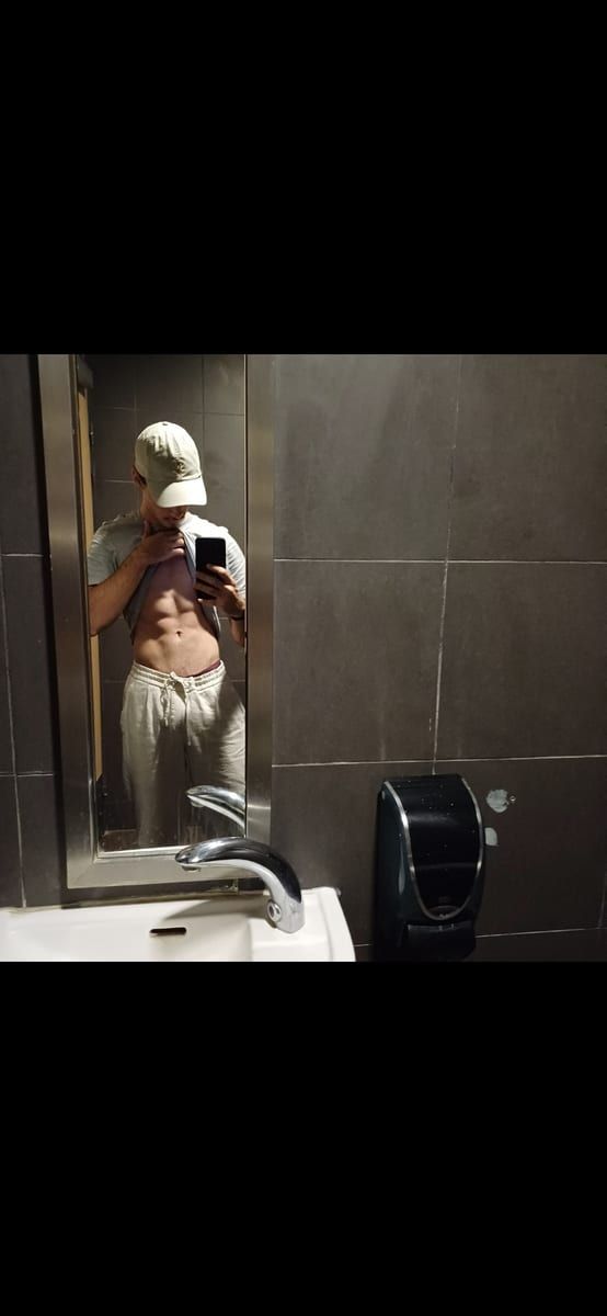 Profil de Elwen, 25 ans, Gay mec à Wilen (Sarnen) (Obwald)