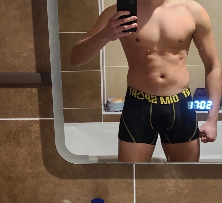 Profil de Claude-jean, 27 ans, Gay mec à Lavin (Grisons)