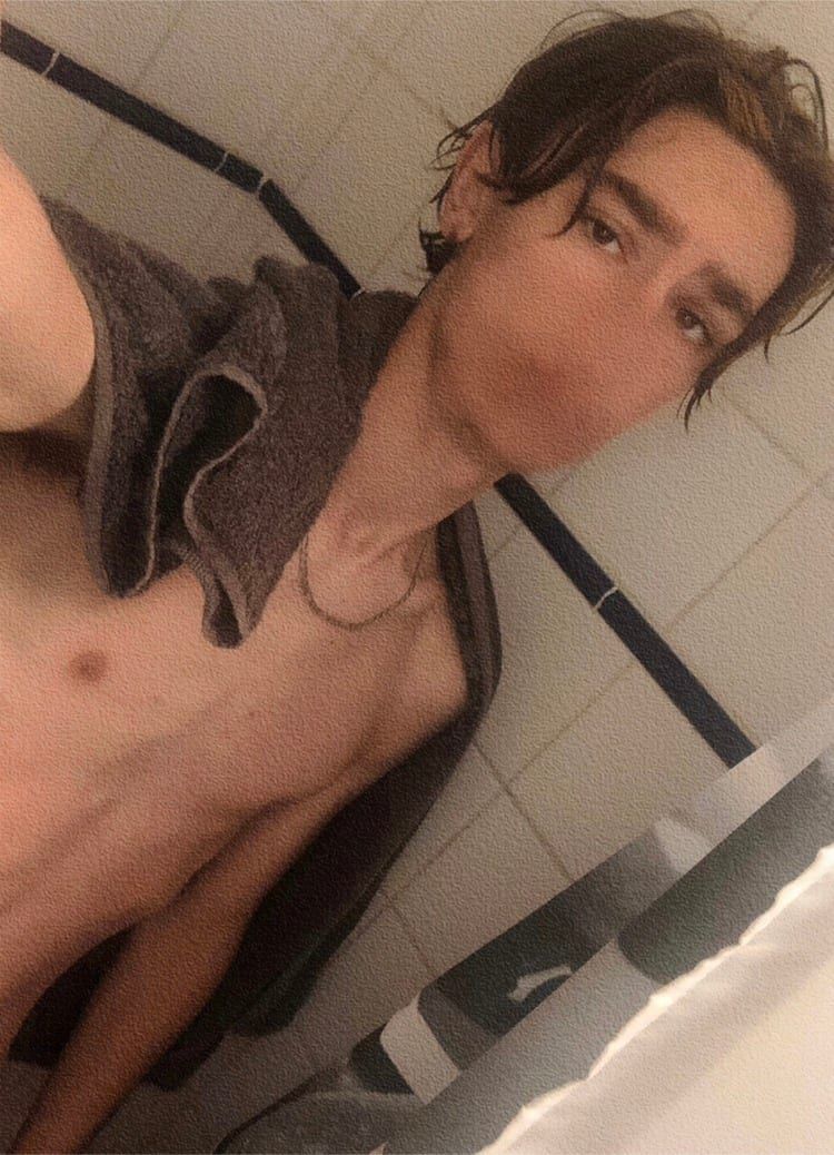 Mohsen - Gay mec à Constantine Profil de Mohsen, 34 ans, Gay mec à Constantine (Vaud)