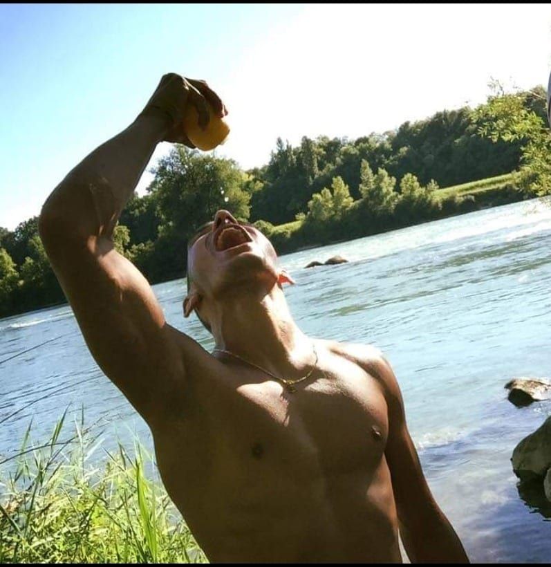 Gurkan - Gay mec à Zwingen Profil de Gurkan, 38 ans, Gay mec à Zwingen (Bâle-Campagne)