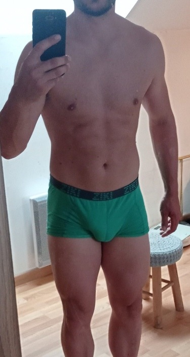 Profil de Apollon, 32 ans, Gay mec à Vilars NE (Neuchâtel)