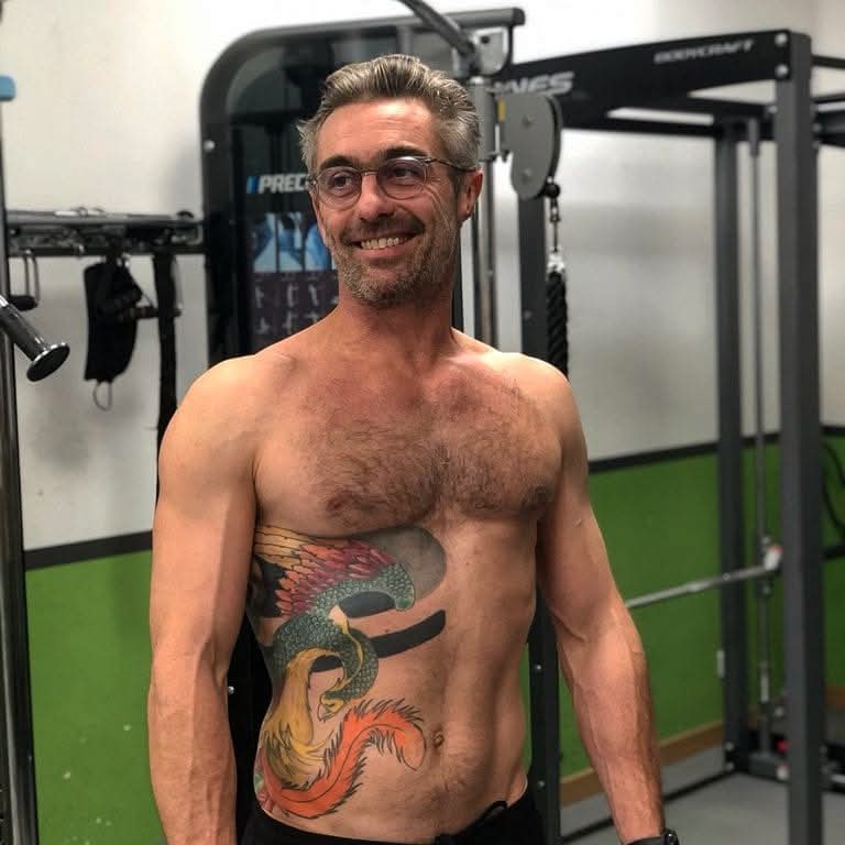 Profil de Lhacene, 31 ans, Gay mec à Echallens (Vaud)