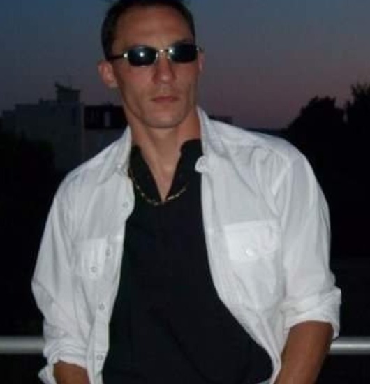 Profil de Zinédine, 37 ans, Gay mec à Bottmingen (Bâle-Campagne)
