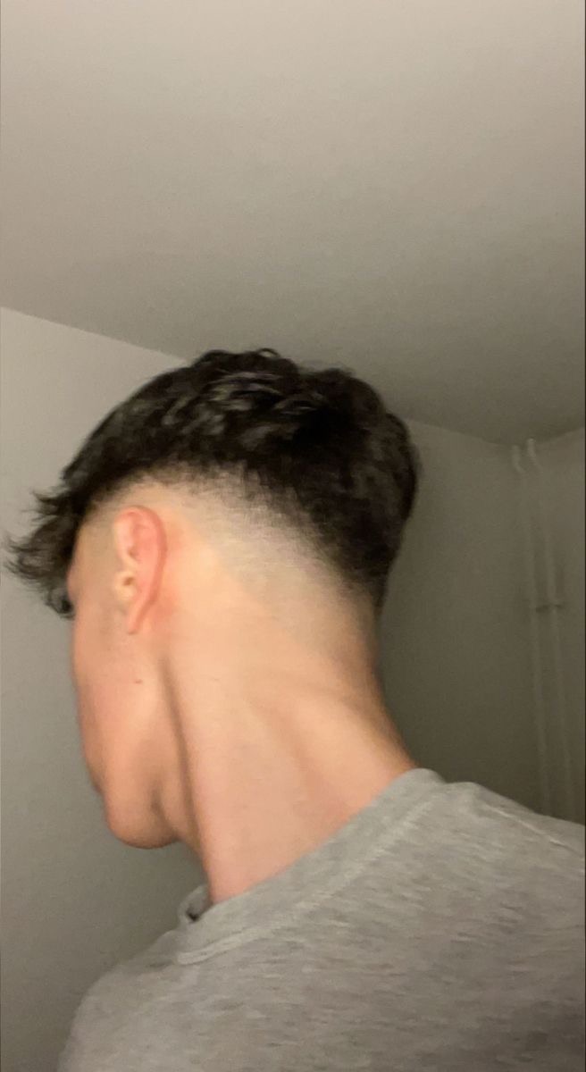 Profil de Yona, 23 ans, Gay mec à Penthéréaz (Vaud)