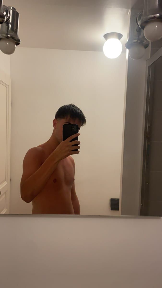 Profil de Erdem, 27 ans, Gay mec à Naz (Vaud)