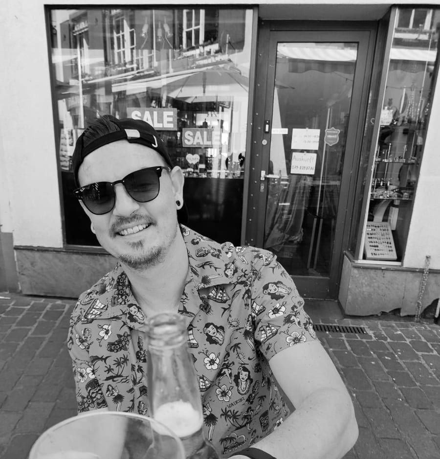 Profil de Ihsane, 26 ans, Gay mec à Zumikon (Zurich)