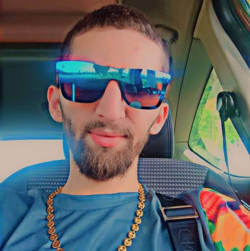 Femi - Gay mec à Zuoz Profil de Femi, 36 ans, Gay mec à Zuoz (Grisons)