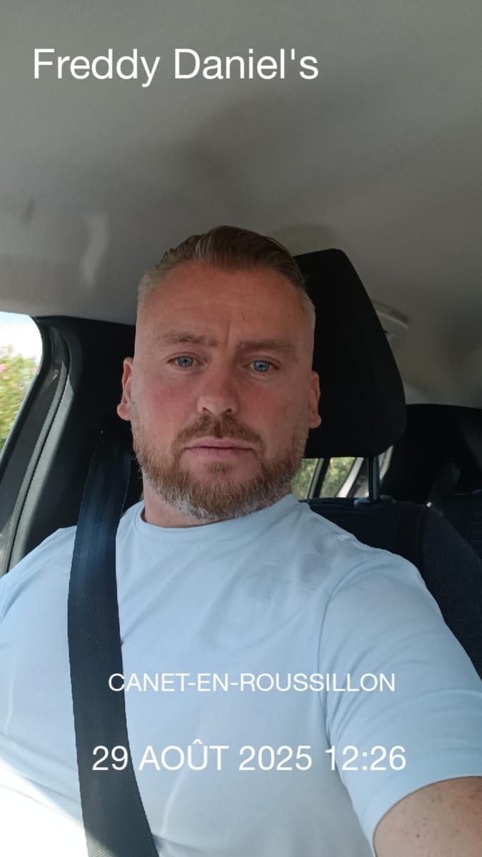 Profil de Tom, 24 ans, Gay mec à Pignia (Grisons)