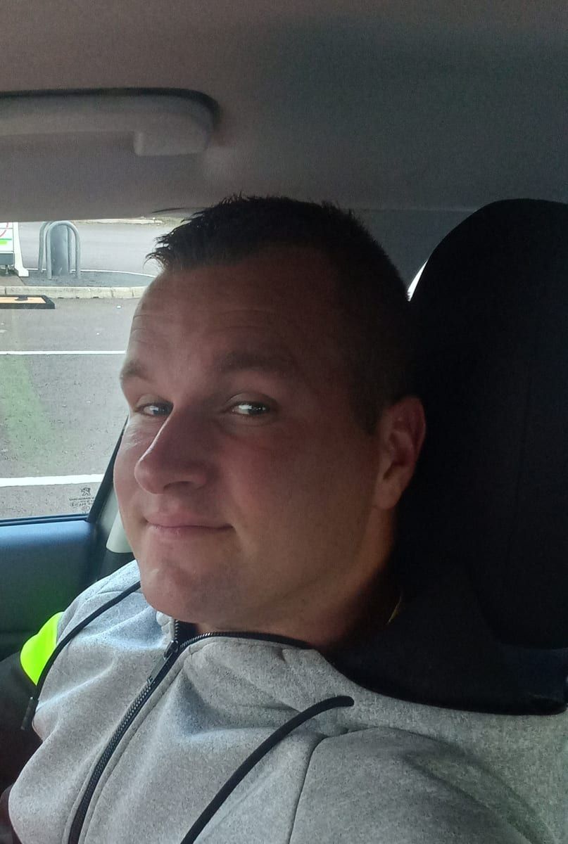 Profil de Janek, 43 ans, Gay mec à Mülligen (Argovie)