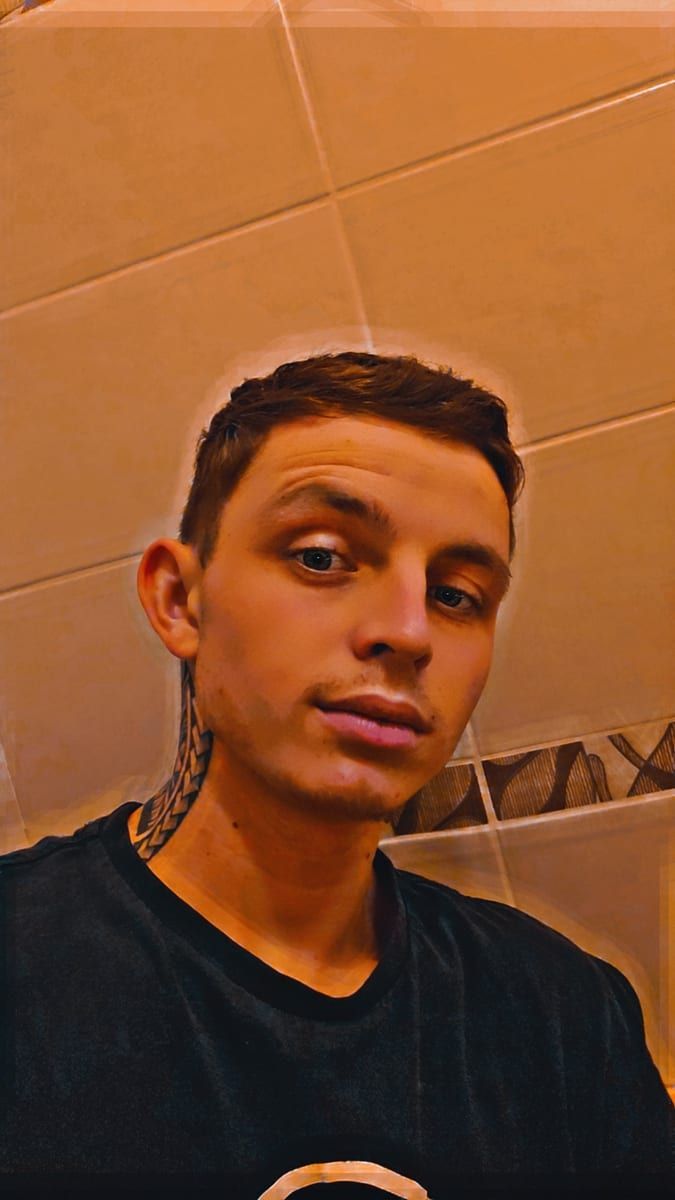 Profil de Géraud, 22 ans, Gay mec à Borex (Vaud)