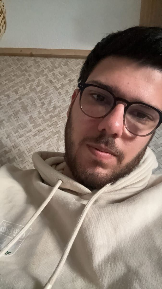 Profil de Merouane, 22 ans, Gay mec à Buchs LU (Lucerne)