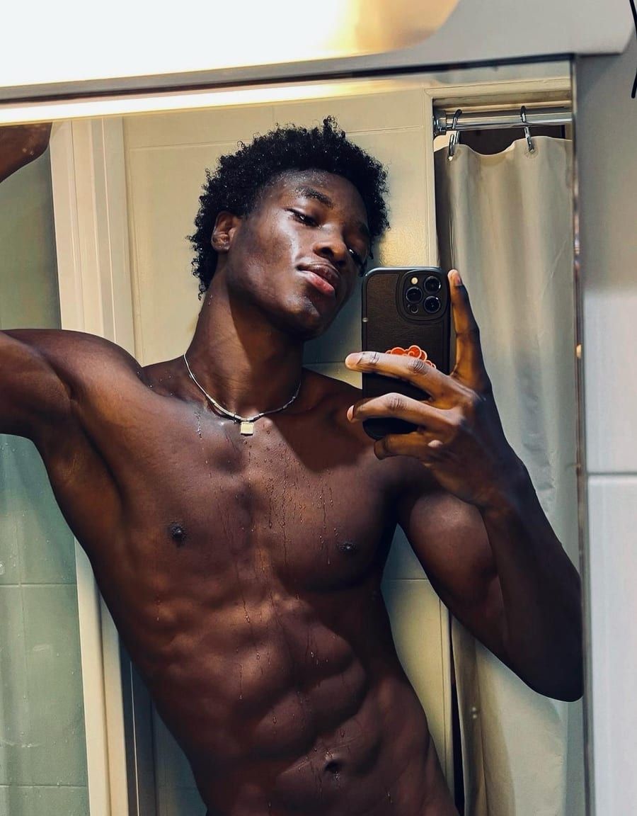 Profil de Saysana, 23 ans, Gay mec à Rueun (Grisons)