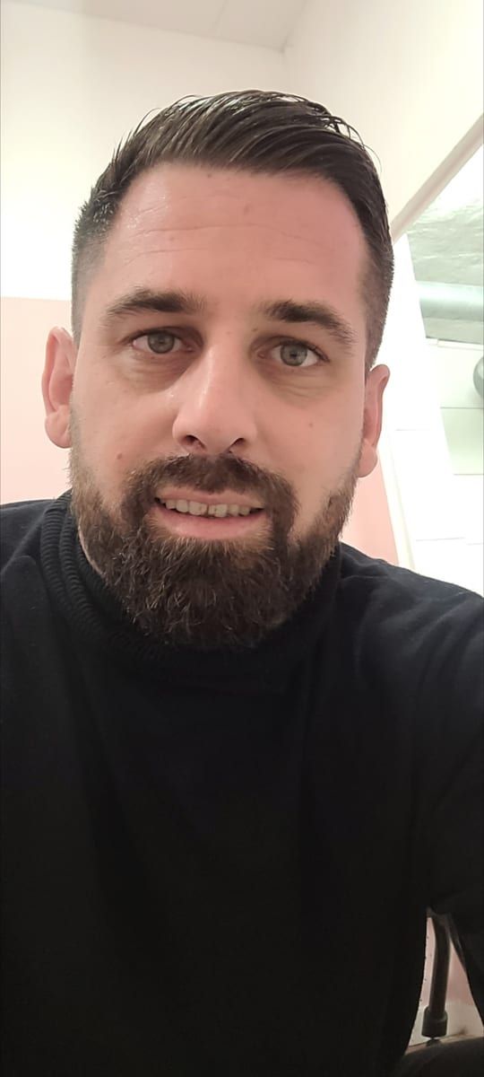 Profil de Layane, 41 ans, Gay mec à Yvonand (Vaud)
