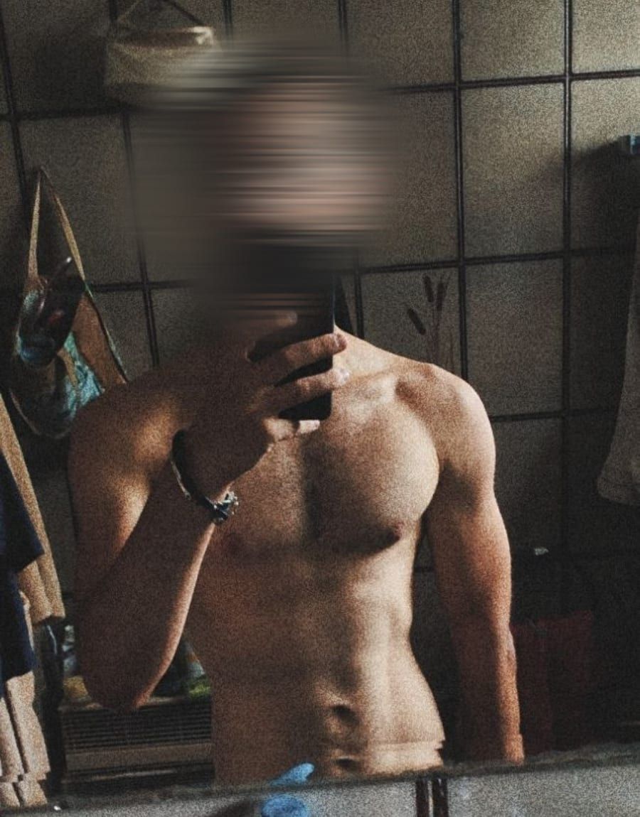 Lennon - Gay mec à Scheid Profil de Lennon, 35 ans, Gay mec à Scheid (Grisons)